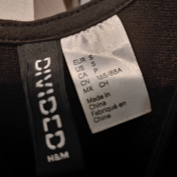 NWOT H&M Mini Dress - Picture 4 of 4